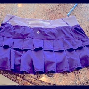 🔥Like new! Lululemon skirt w/inside pocket!🔥